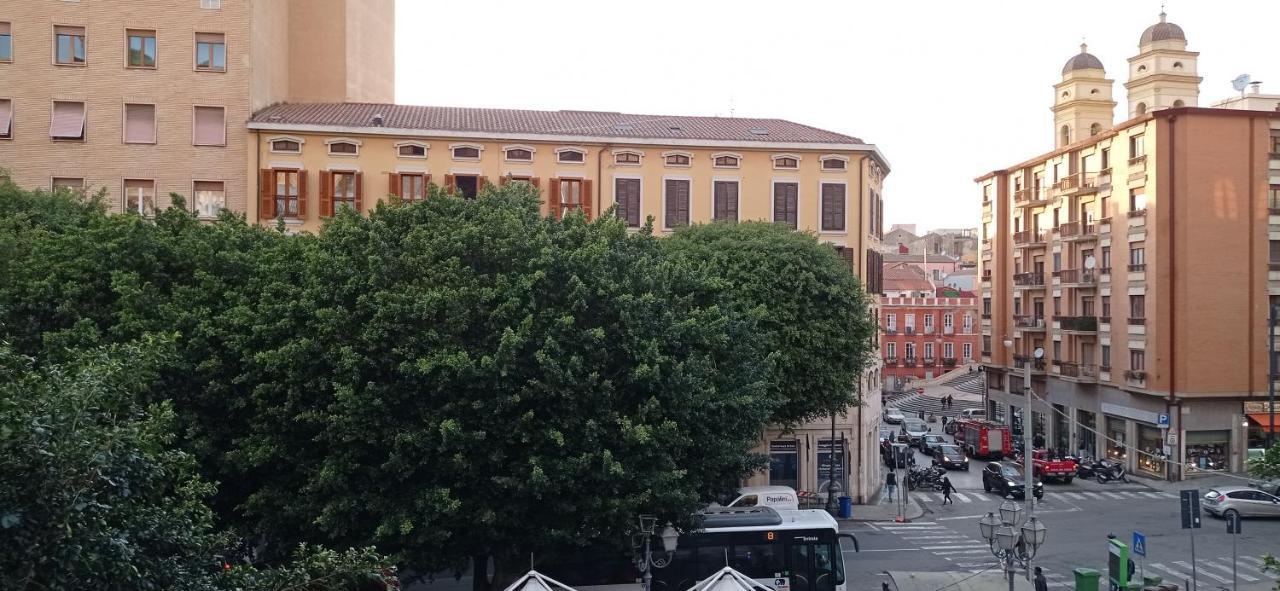 Onlyrooms III - Piazza Jenne Cagliari Exterior foto